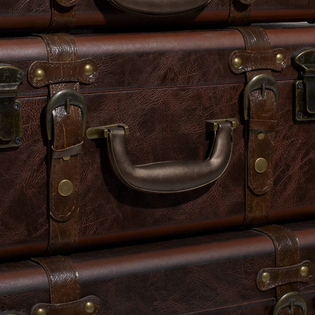 Brand new 𧨠Brown Faux Leather Vintage Trunks, 3ct. by Ivory and Iris 𧨠2 Brand new 𧨠Brown Faux Leather Vintage Trunks, 3ct. by Ivory and Iris 𧨠- Image 2