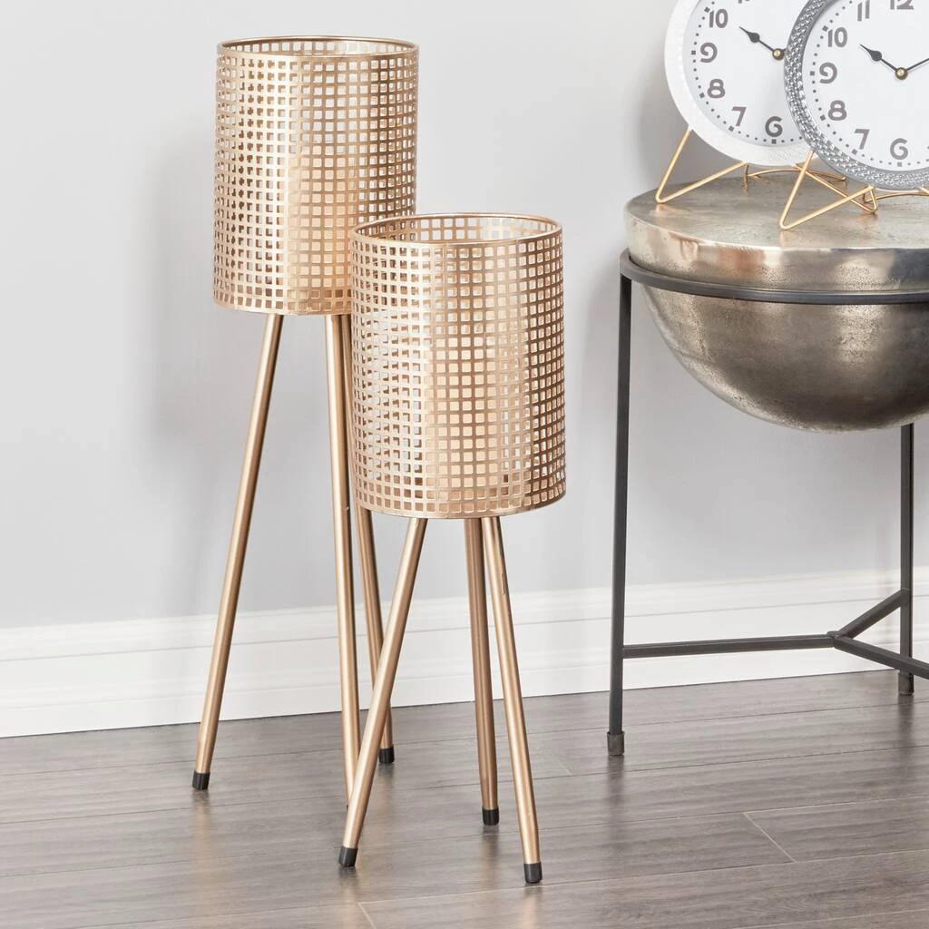 Best Pirce 💯 Gold Metal Industrial Lantern with Legs Set by Ivory and Iris ❤️ 6 Best Pirce 💯 Gold Metal Industrial Lantern with Legs Set by Ivory and Iris ❤️ - Image 6