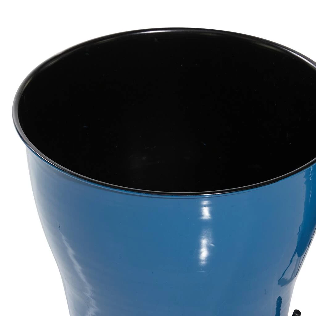 Deals π Blue Metal Farmhouse Planter Set 9" & 12" by Ivory and Iris π₯° 3 Deals π Blue Metal Farmhouse Planter Set 9" & 12" by Ivory and Iris π₯° - Image 3