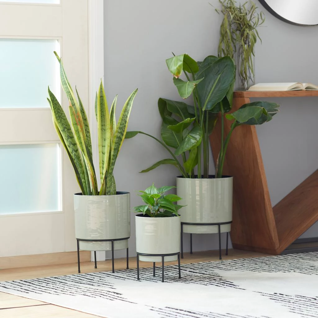 Discount 🧨 Taupe Metal Contemporary Planter Set by Ivory and Iris ⭐ 7 Discount 🧨 Taupe Metal Contemporary Planter Set by Ivory and Iris ⭐ - Image 7