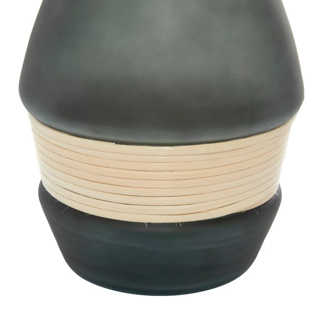 Outlet π 16" Green Contemporary Glass Vase by Ivory and Iris β 4 Outlet π 16" Green Contemporary Glass Vase by Ivory and Iris β - Image 4