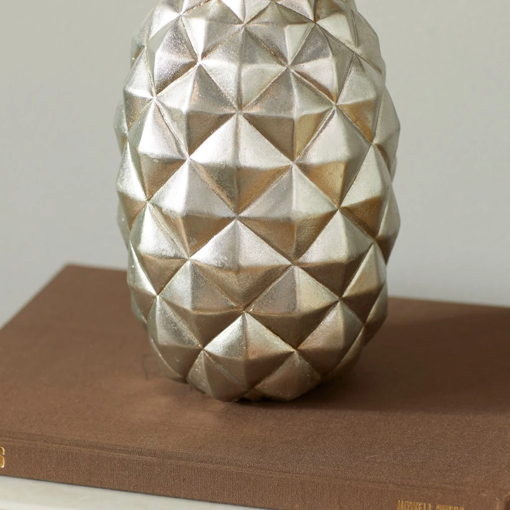 Budget ⌛ Silver Polystone Traditional Decorative Pineapple, 14" x 6" x 6" by Ivory and Iris ✔️ 6 Budget ⌛ Silver Polystone Traditional Decorative Pineapple, 14" x 6" x 6" by Ivory and Iris ✔️ - Image 6